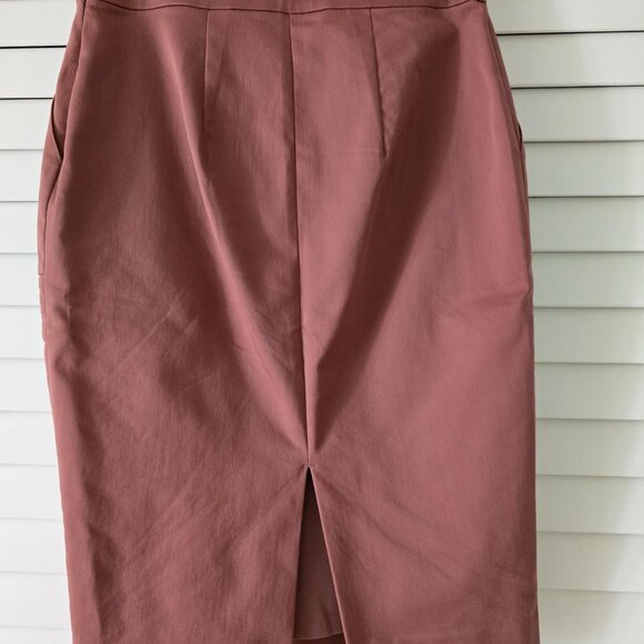 Express Pencil skirt - Picture 2 of 4